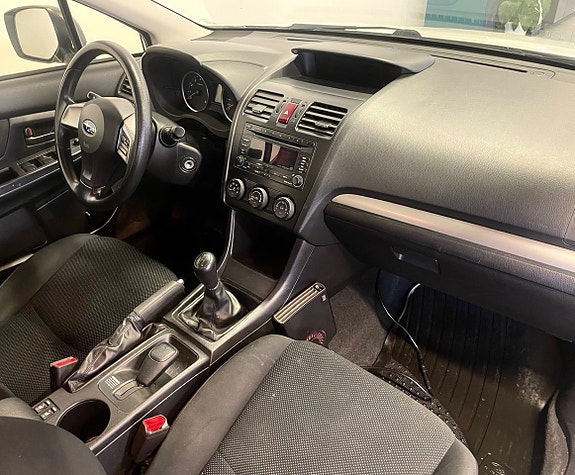 Subaru Impreza 8 of 10