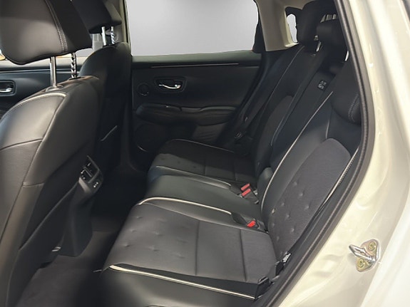 Honda ZR-V 9 of 17