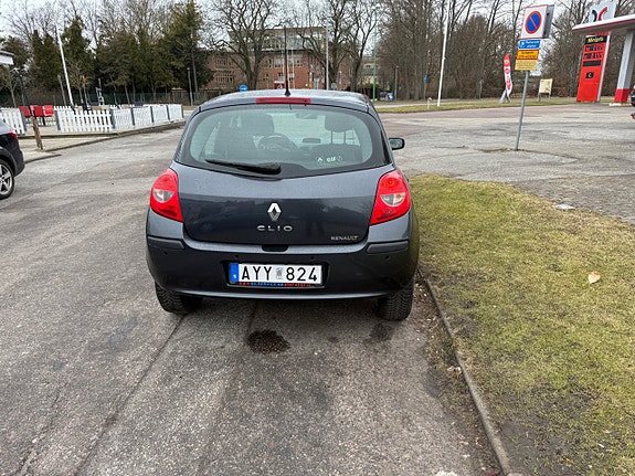 Renault Clio 4 of 5