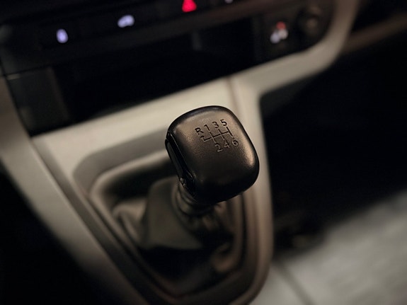 Peugeot Expert 15 of 22
