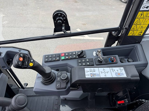 Bobcat L95 - Hjullastare - 5316 kg - 0,99% Ränta 7 of 11