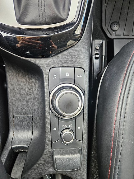 Mazda CX-3 17 of 23