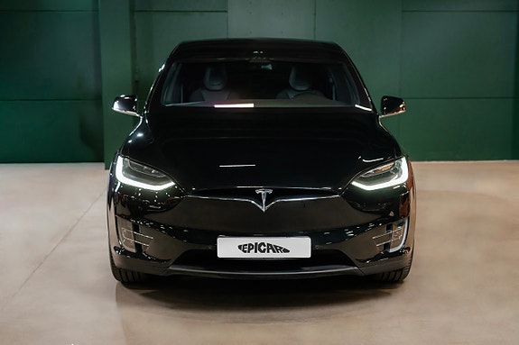 Tesla Model X 5 of 5