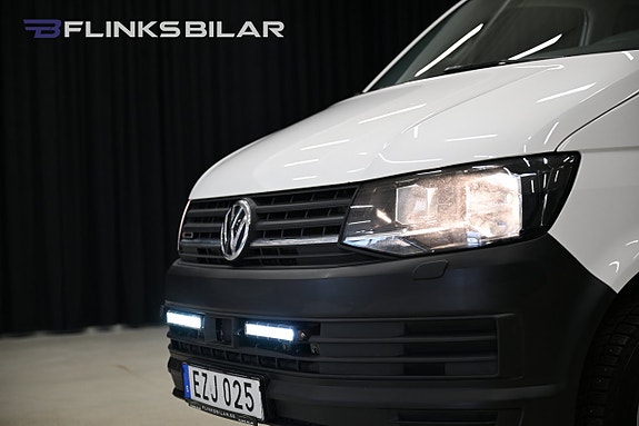 Volkswagen Transporter 13 of 30