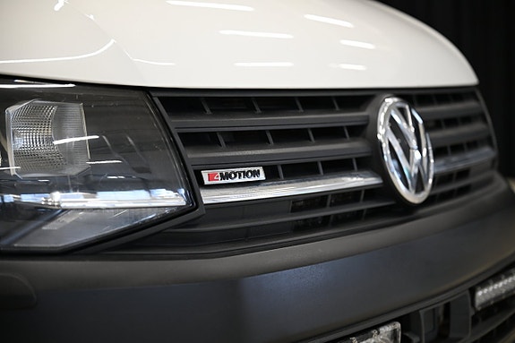Volkswagen Transporter 14 of 30