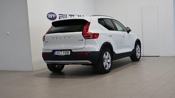 Volvo XC40 5 of 5