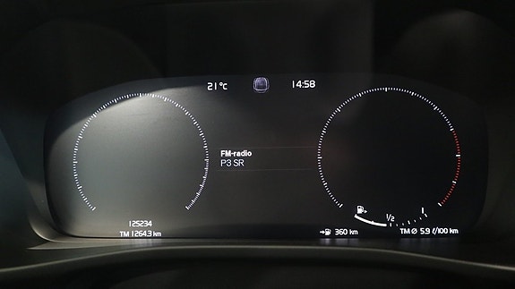 Volvo XC40 11 of 14