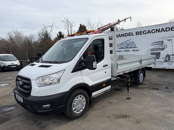 Ford Transit 170hk, Flakbil + 5t/m Kran, 364mil, Ny skick!