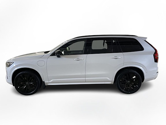 Volvo XC90 2 of 5