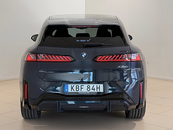BMW iX3 15 of 16
