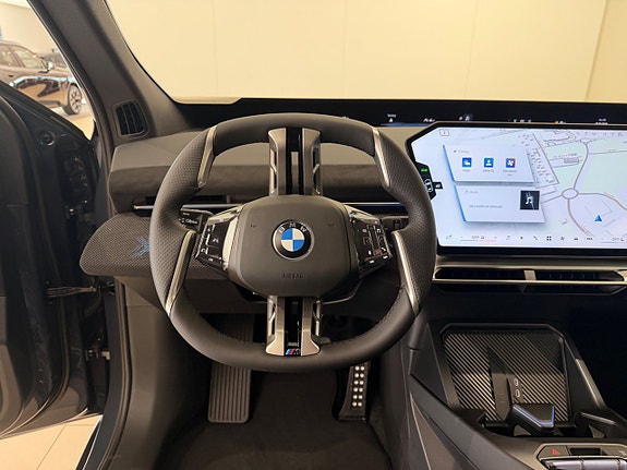 BMW iX3 10 of 16