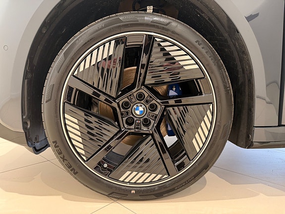 BMW iX3 16 of 16