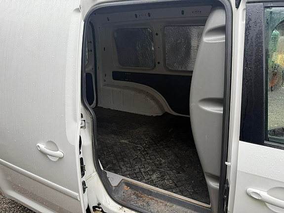 Volkswagen Caddy 6 of 8