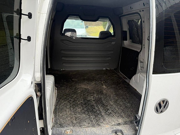 Volkswagen Caddy 5 of 5