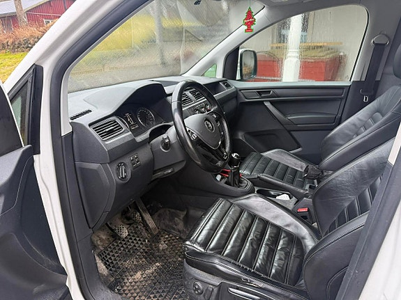 Volkswagen Caddy 7 of 8