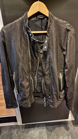 Product image 12 of 25