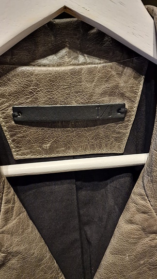 Product image 21 of 25