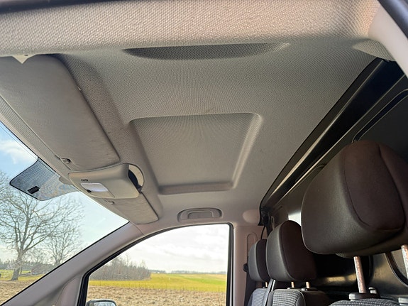 Mercedes-Benz Vito 113 9 of 12