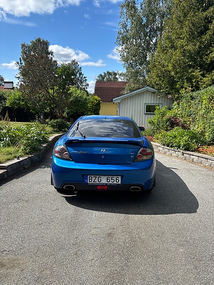Hyundai Coupe 3 of 5
