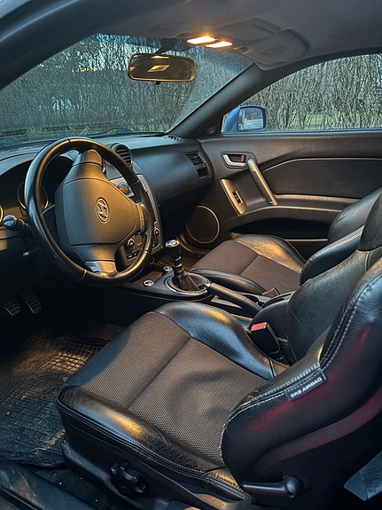 Hyundai Coupe 5 of 5
