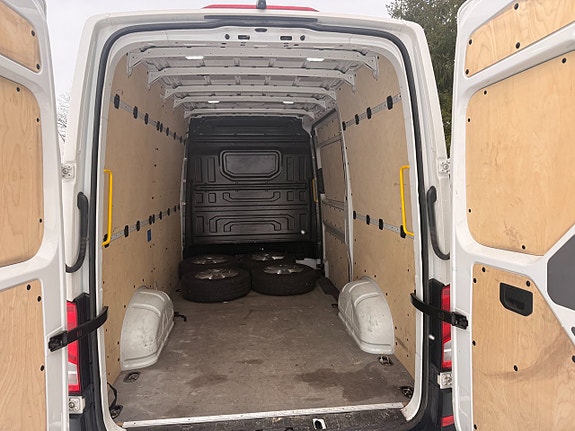 Volkswagen Crafter 35 5 of 5
