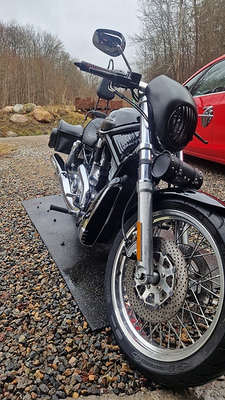 Harley-Davidson VRSCB V-Rod 3 of 4