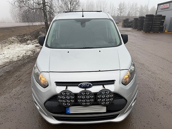 Ford Transit Connect 4 of 9