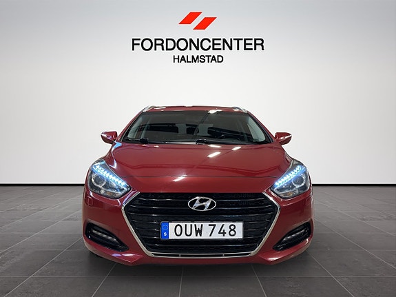 Hyundai i40 2 of 5