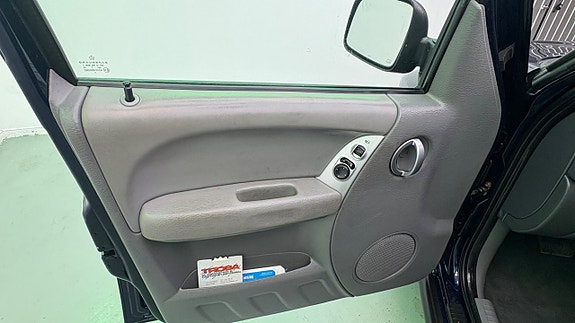 Jeep Cherokee 9 of 15