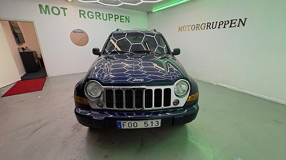 Jeep Cherokee 6 of 15