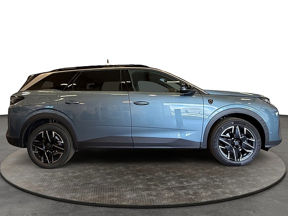 Peugeot 5008 4 of 5