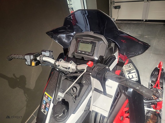 Polaris 850 INDY XC 137 5 of 5