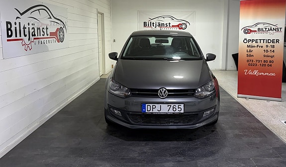 Volkswagen Polo 2 of 5