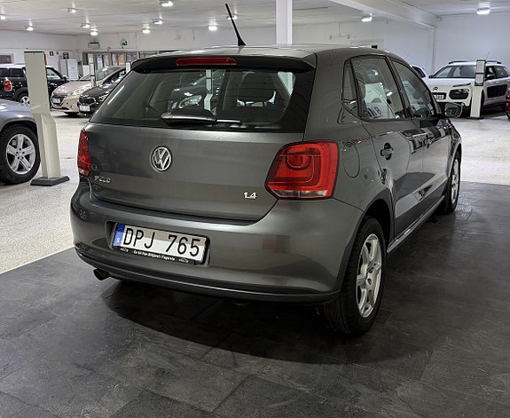 Volkswagen Polo 5 of 5