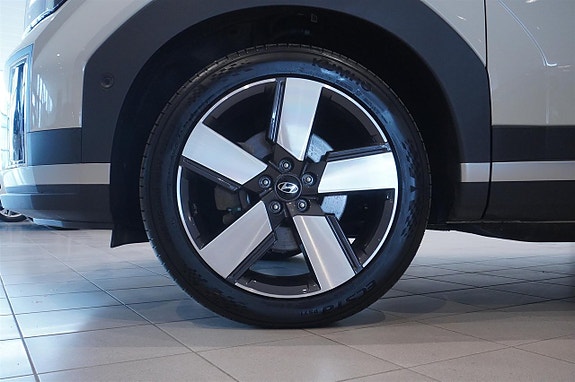 Hyundai Santa Fe 13 of 13