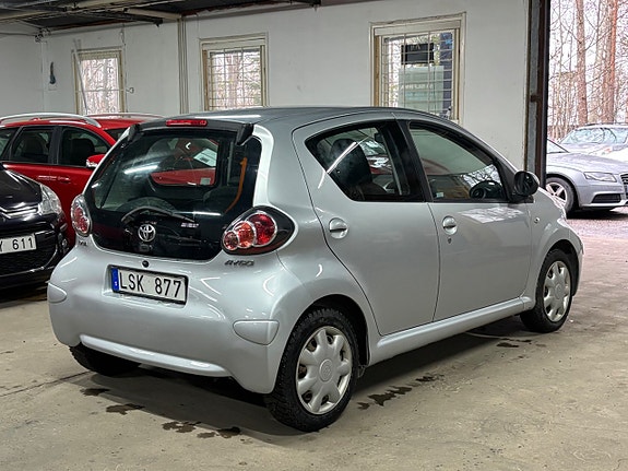 Toyota Aygo 6 of 14