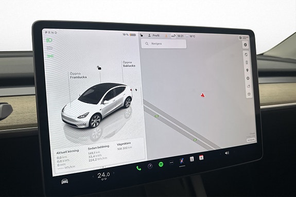 Tesla Model Y 15 of 30
