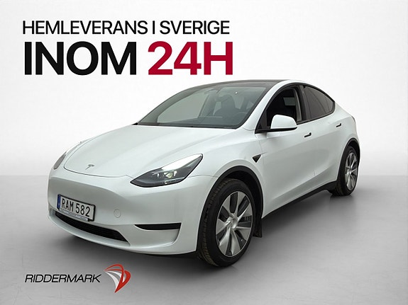Tesla Model Y 3 of 30