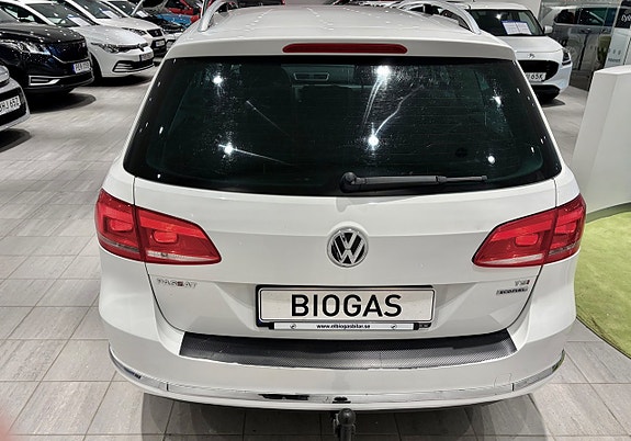 Volkswagen Passat 5 of 5