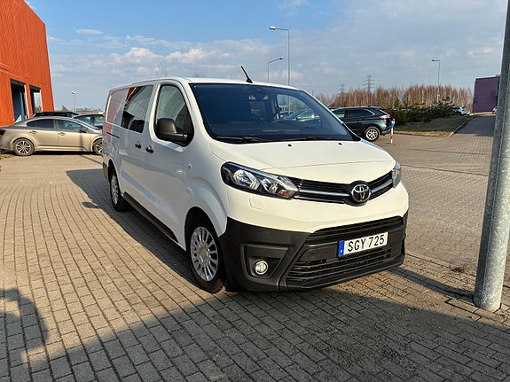 Toyota Proace 2 of 14