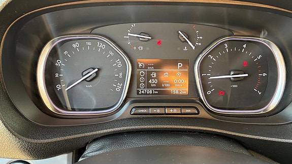 Toyota Proace 8 of 14