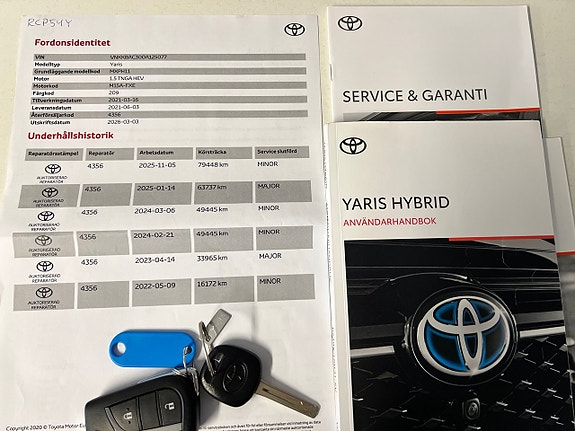 Toyota Yaris 22 of 22