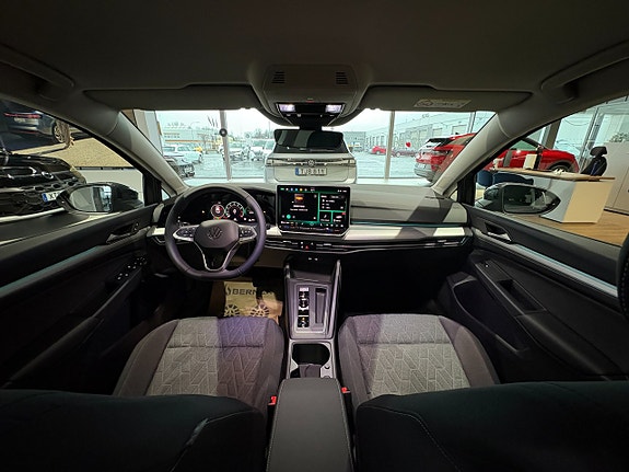Volkswagen Golf I 2 of 18