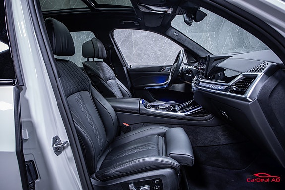 BMW X7 16 of 30