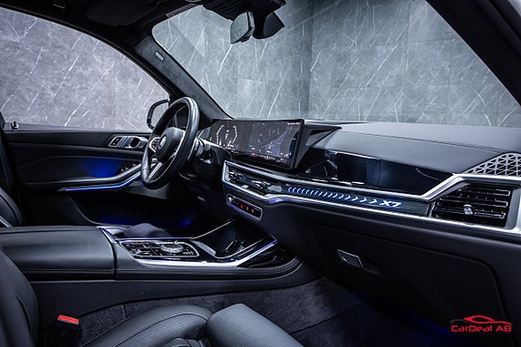 BMW X7 15 of 30