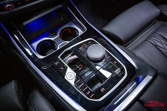 BMW X7 28 of 30