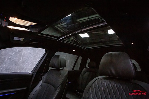 BMW X7 21 of 30