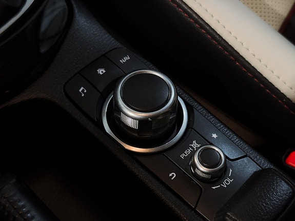 Mazda CX-3 17 of 24