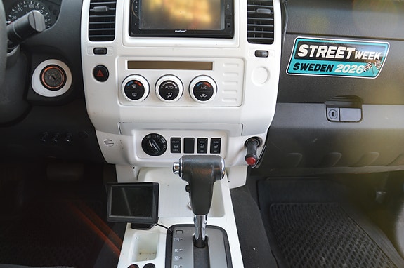 Nissan Navara 8 of 12