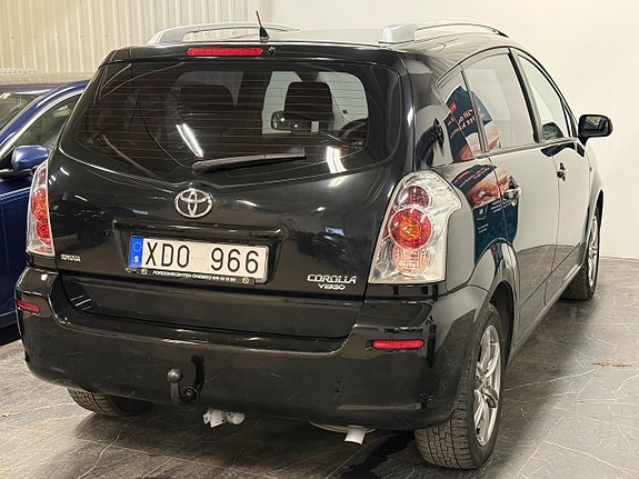 Toyota Corolla Verso 6 of 26